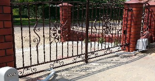 Купить дистанционные ворота Азов, цена от 4027 руб.