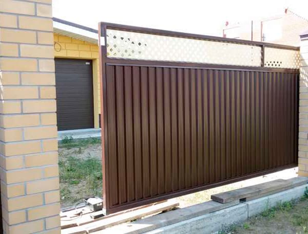 Эстетика и Надежность: Ворота Grand Line для Вашего Дома в Азове от 36495 руб